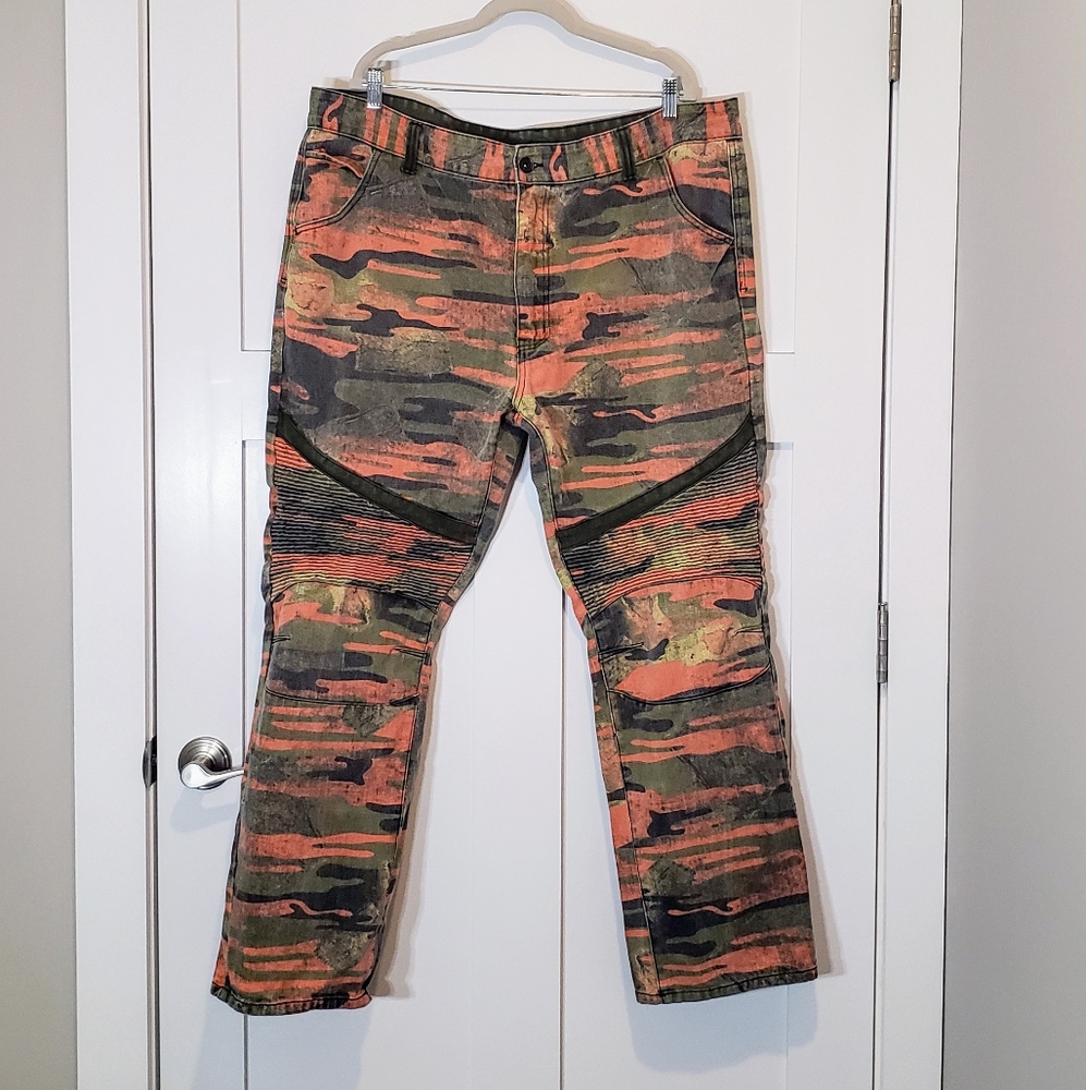 Rocawear Sherman Camo Orange Green Jeans Classic Fit Size 44X31 100% Cot…